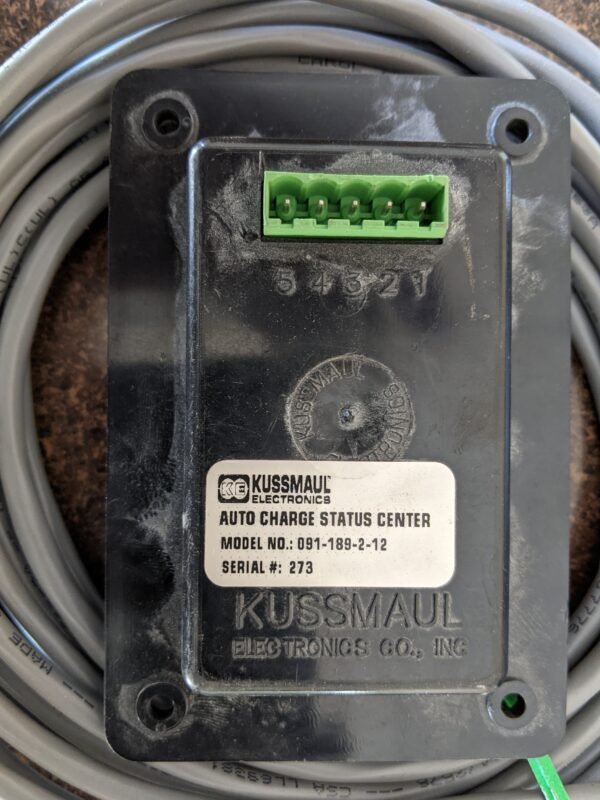 Kussmaul AUTO CHARGE DUAL STATUS CENTER 2 1/2 DIGIT, WITH BATTERY 1 AND 2 DISPLAY - Image 2